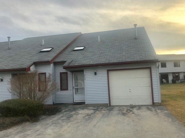 213 Millwright Dr, Nashua, NH 03063 - photo 1