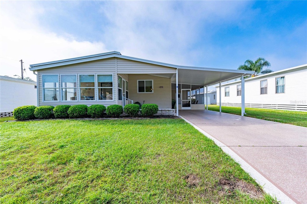 36946 Tara Ave, Zephyrhills, FL 33542 - photo 1