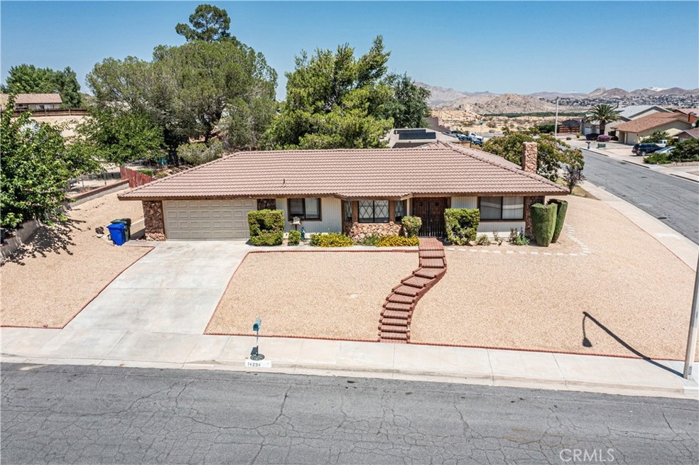 14294 Apple Creek Dr, Victorville, CA 92395 - photo 1