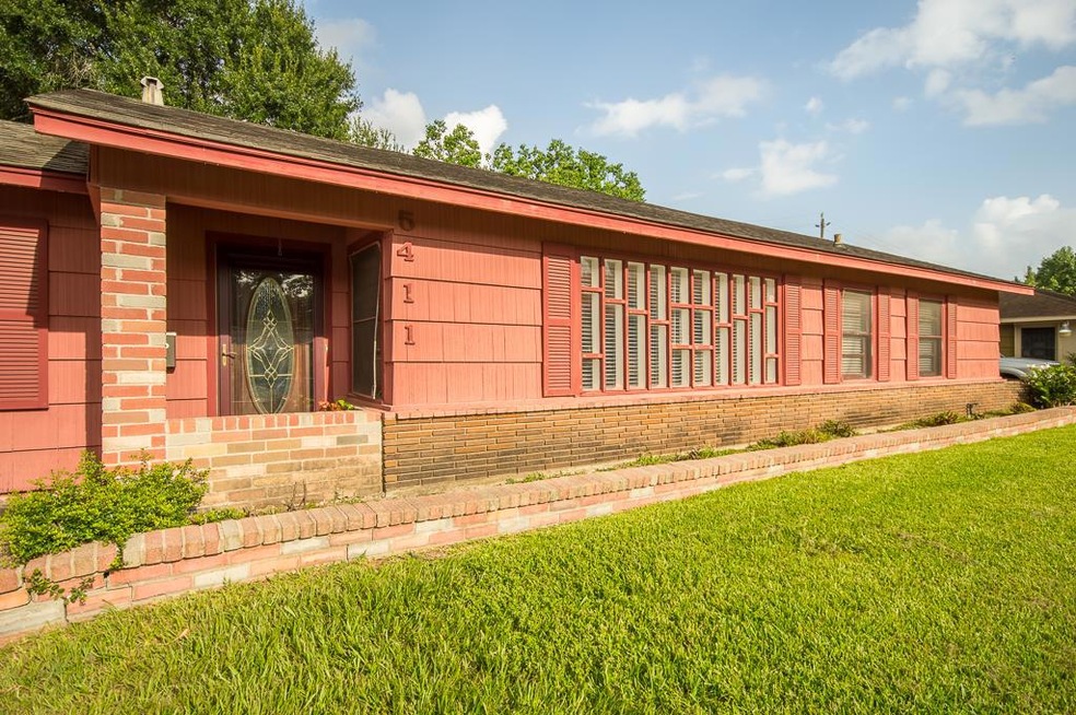 5411 Tallow Ln, Houston, TX 77021 - photo 1
