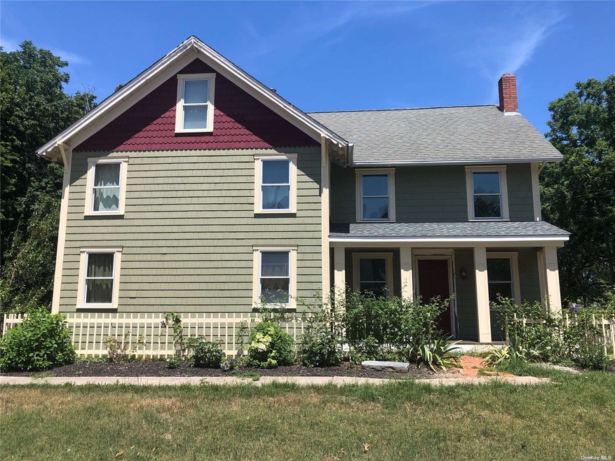 Sold $930,000 • Co-Listing Agent