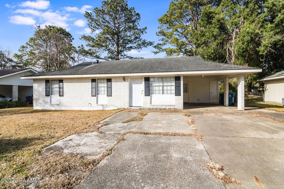 1202 Dulles Dr-14