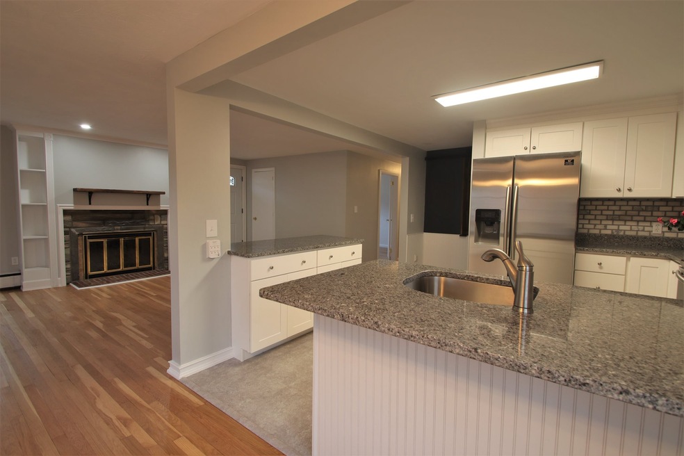 18 Damon Ave, Nashua, NH 03064 - photo 1