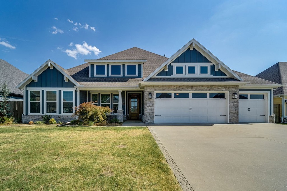 Beatuiful home in Maple Estates!