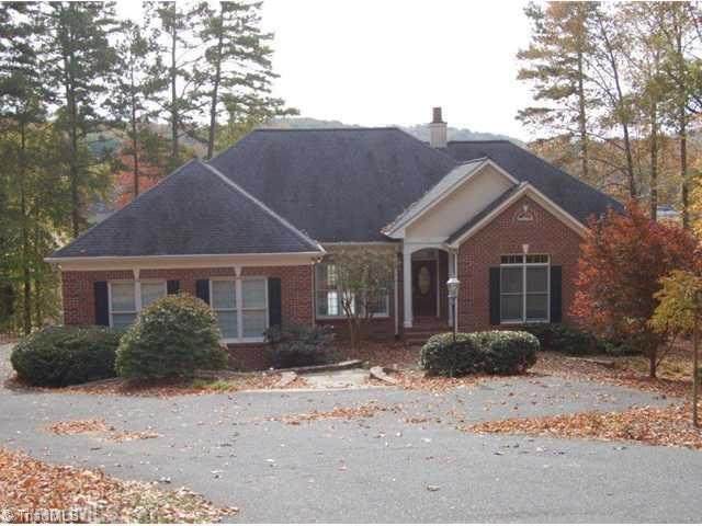2562 Fox Ridge Rd, Asheboro, NC 27205 - photo 1