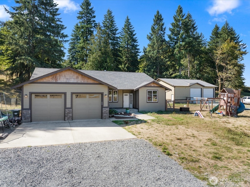 606 288th St E, Roy, WA 98580 - photo 1