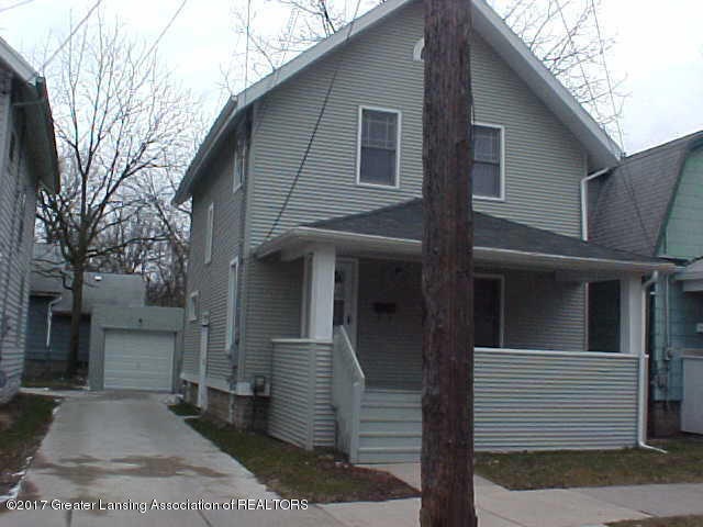 906 N Pine St, Lansing, MI 48906 - photo 1