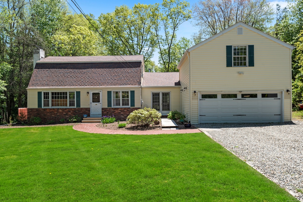 Under Contract $525,000