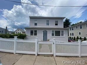 29 Devoe St unit 2nd floor, Dobbs Ferry, NY 10522 - photo 1