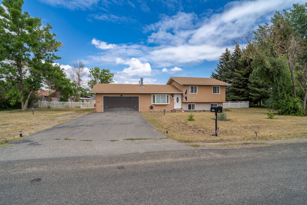 For Sale $440,000 • Co-Listing Agent