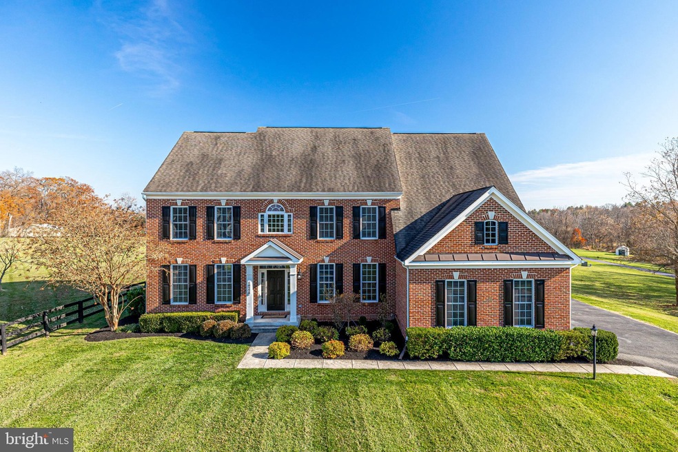 18228 Oakridge Hamlet Place, Purcellville, VA 20132 - photo 1