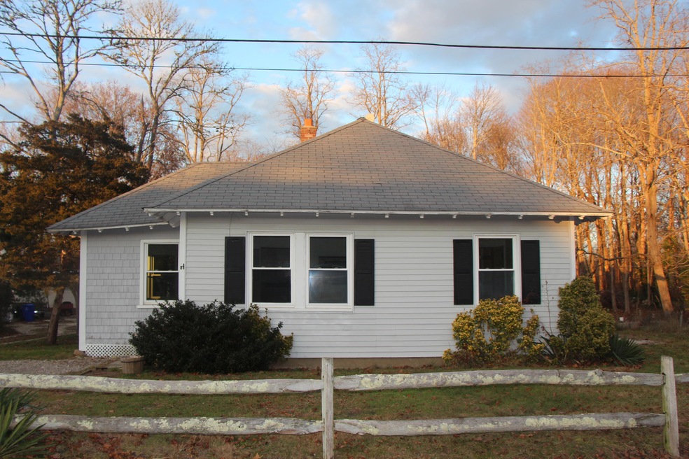 53 Linwood Ave, Bourne, MA 02532 - photo 1