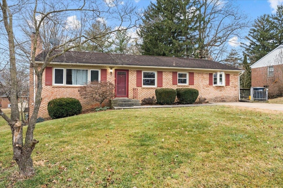 75 Sharon St, Harrisonburg, VA 22801 - photo 1