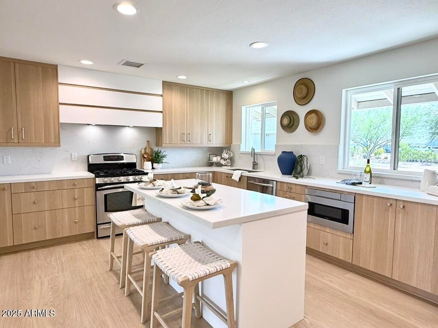 Under Contract $725,000