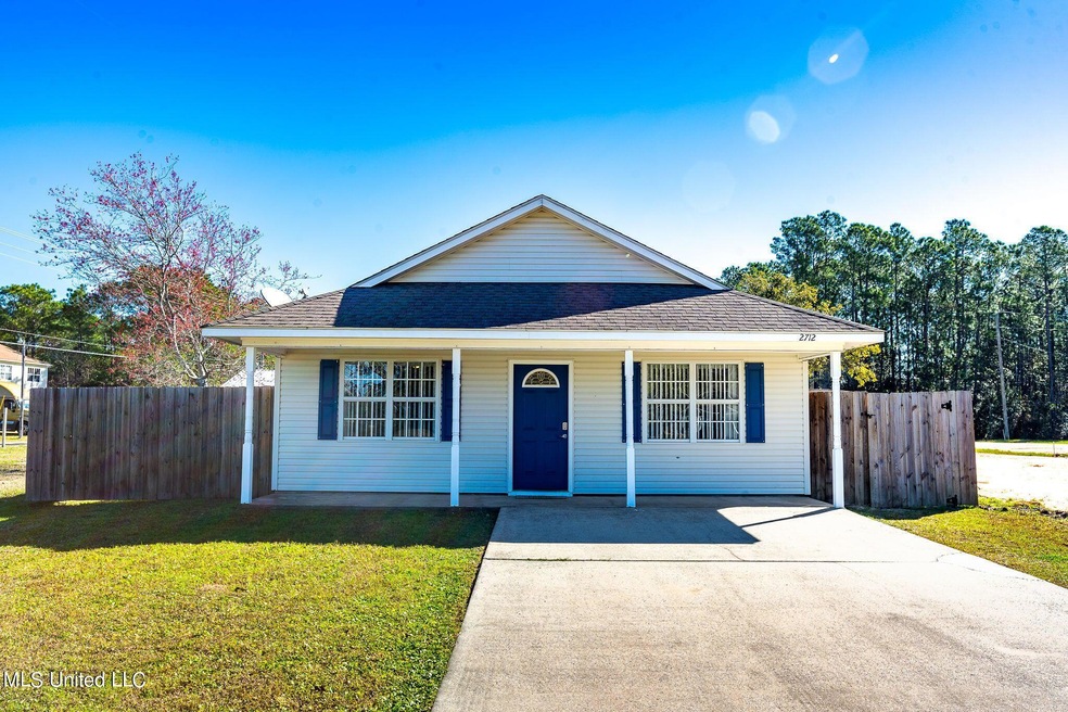 2712 N 12th