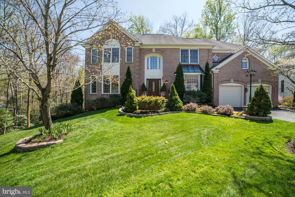 8008 Hedgewood Ct, Fairfax Station, VA 22039 - photo 1