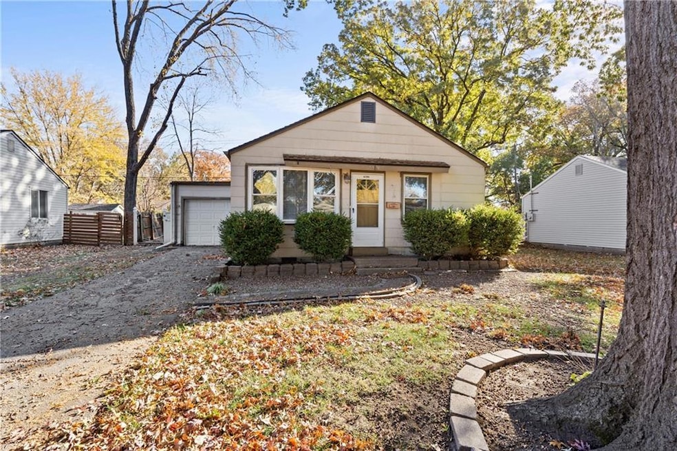 Pending $200,000 • Co-Listing Agent