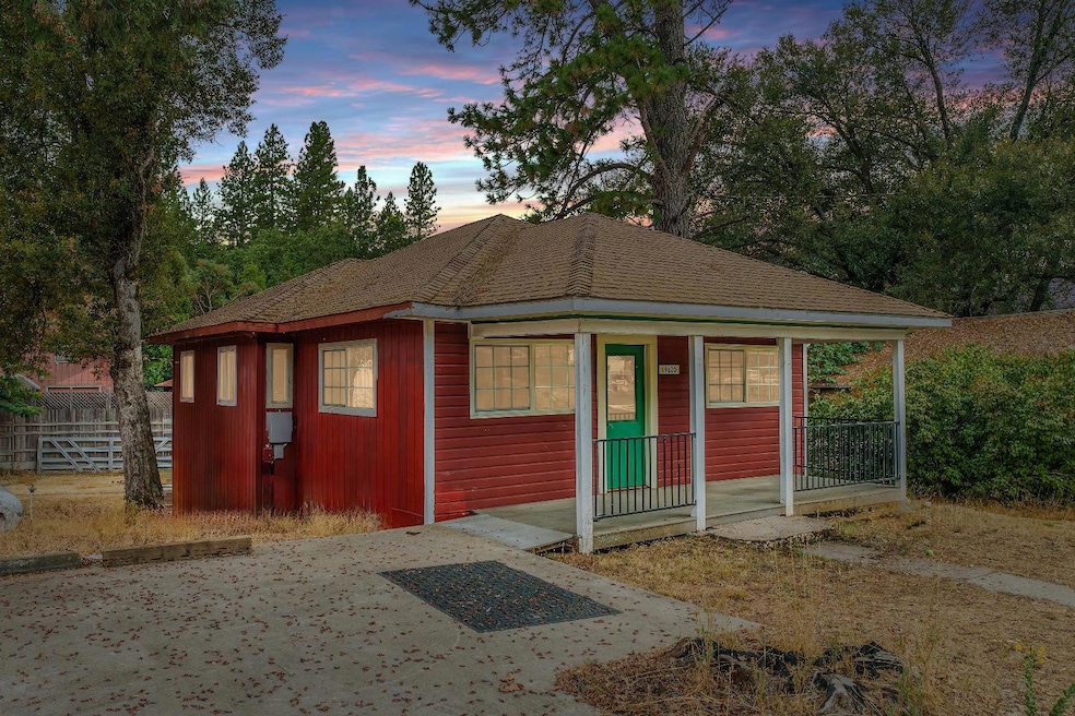 For Sale $260,000 • Co-Listing Agent