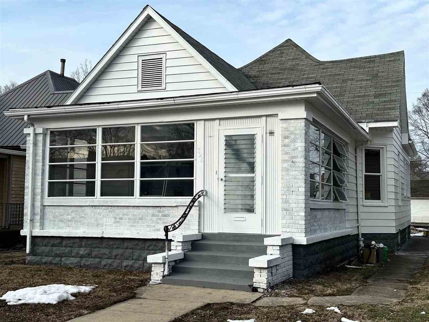 1526 4th Ave, Terre Haute, IN 47807 - photo 1