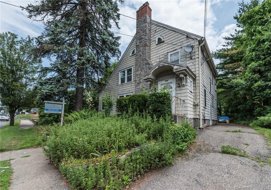 4934 Main St, Bridgeport, CT 06606 - photo 1