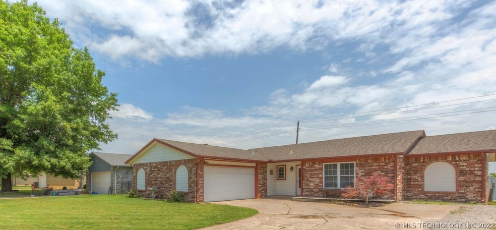 3221 S 217th East Ave, Broken Arrow, OK 74014 - photo 1