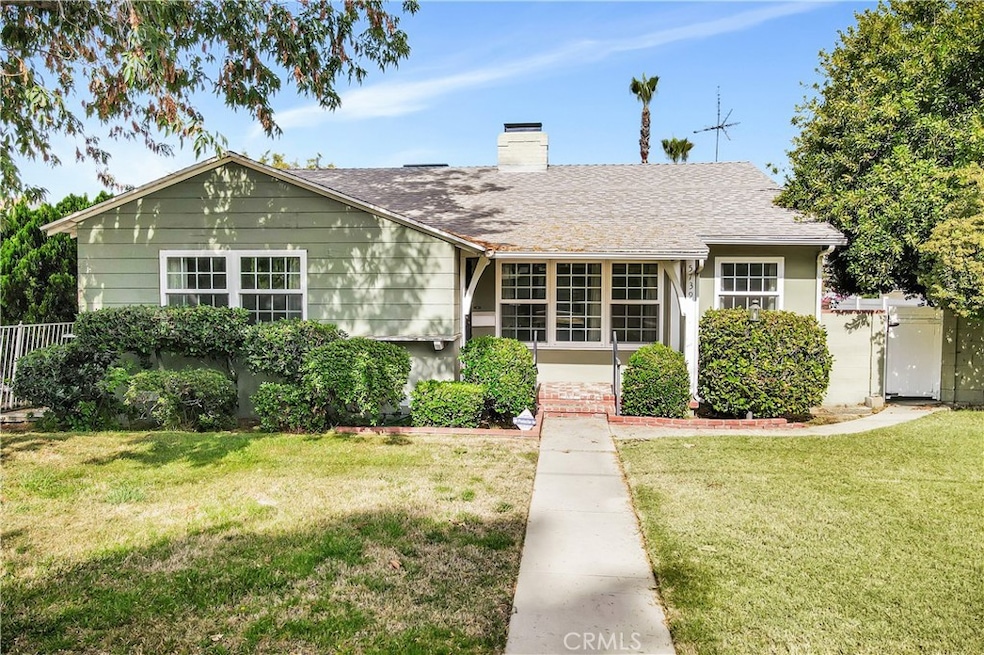 Sold $905,400 • Co-Listing Agent