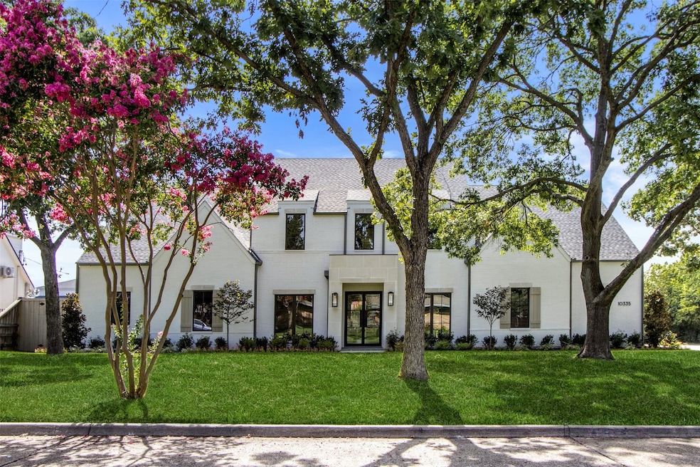 For Sale $2,695,000 • Co-Listing Agent