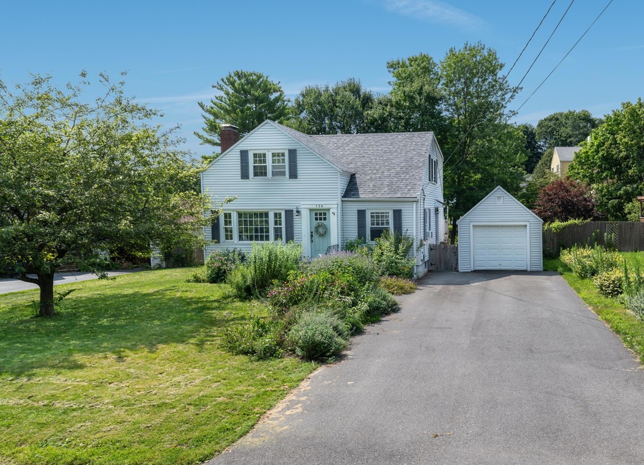 134 Edwards St, Portland, ME 04102 - photo 1