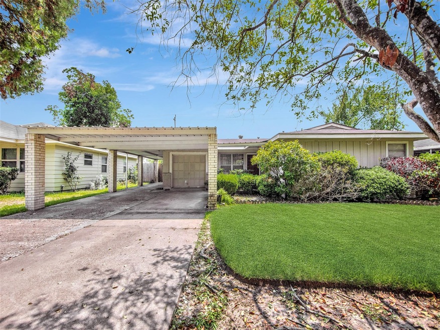 9934 Woodwick St, Houston, TX 77016 - photo 1