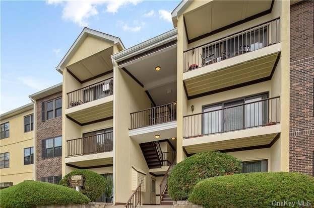 15 Nottingham Cir, Peekskill, NY 10566 - photo 1