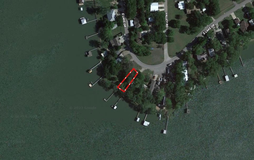 1325 E Lake Dr, Weatherford, TX 76087 - photo 1