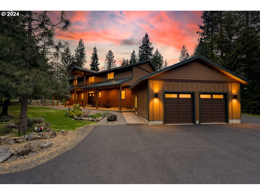 For Sale $1,900,000 • Co-Listing Agent