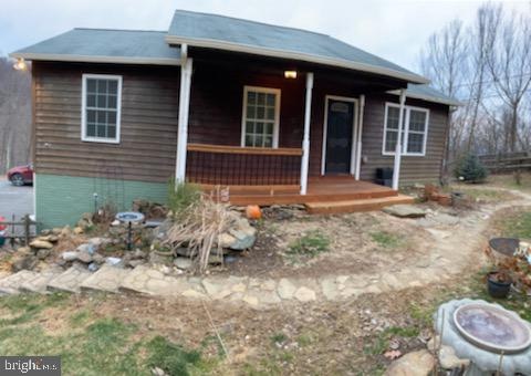 146 Lookout Point Way, Linden, VA 22642 - photo 1