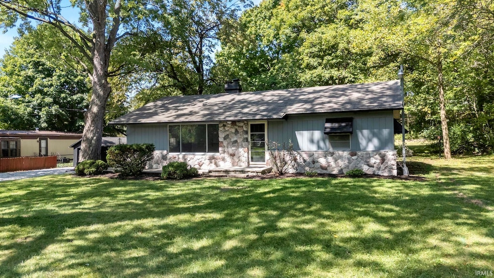 320 W Sparks St, Markle, IN 46770 - photo 1