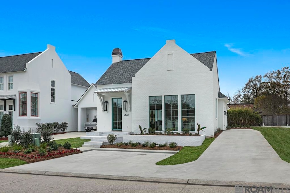 17657 Bent Tree Ct, Baton Rouge, LA 70810 - photo 1