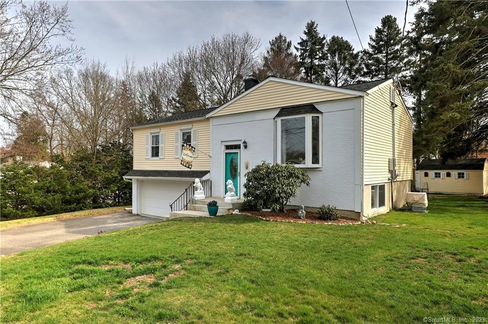 25 Wayne Rd, Milford, CT 06460 - photo 1