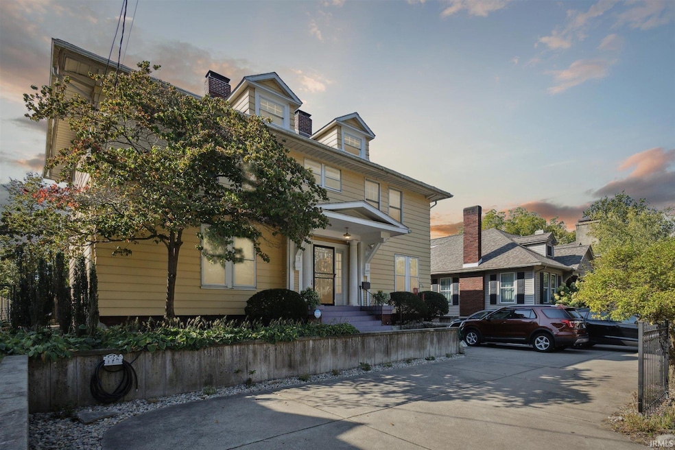 437 E Beardsley Ave, Elkhart, IN 46514 - photo 1