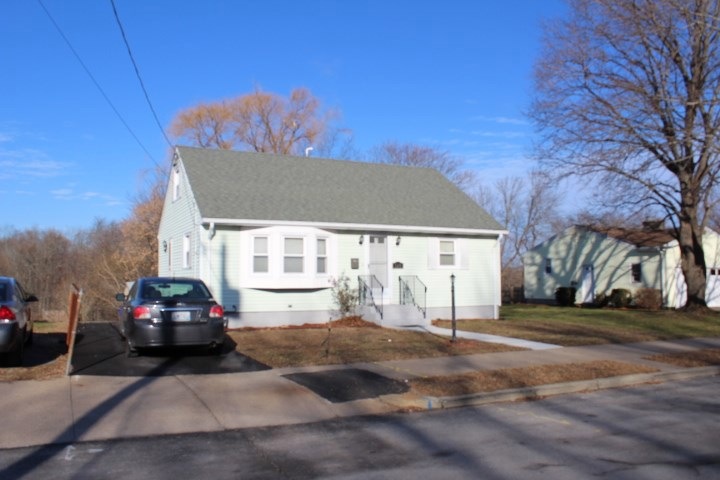175 Shawmut Ave, Central Falls, RI 02863 - photo 1