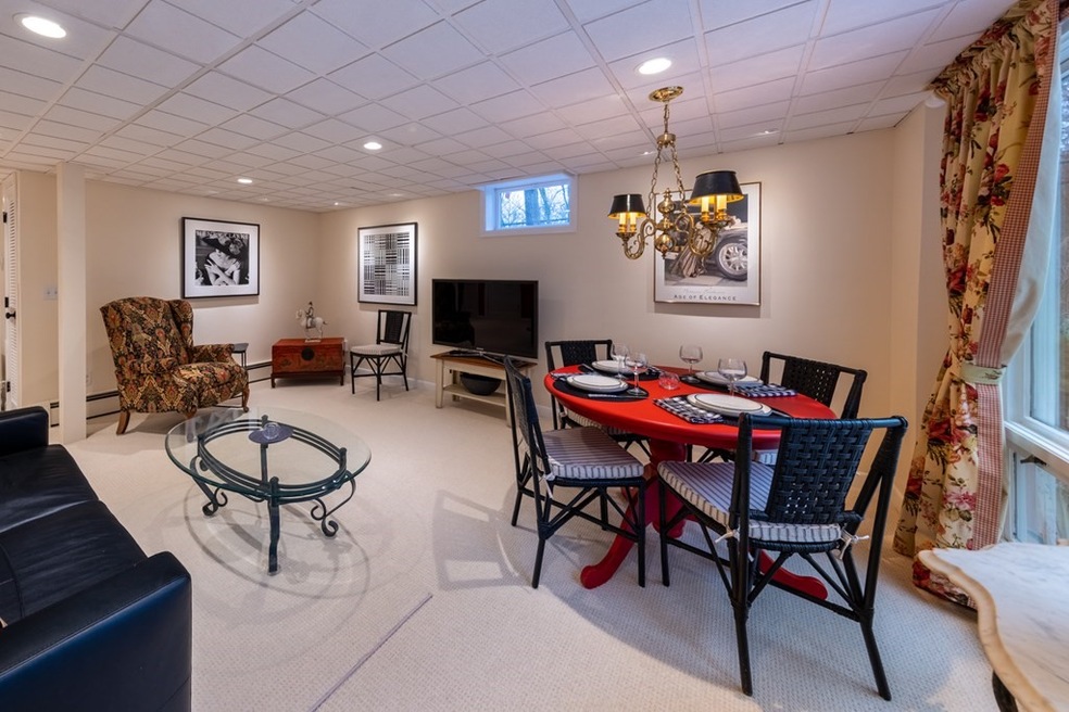 178 Front St unit B, Marion, MA 02738 - photo 1