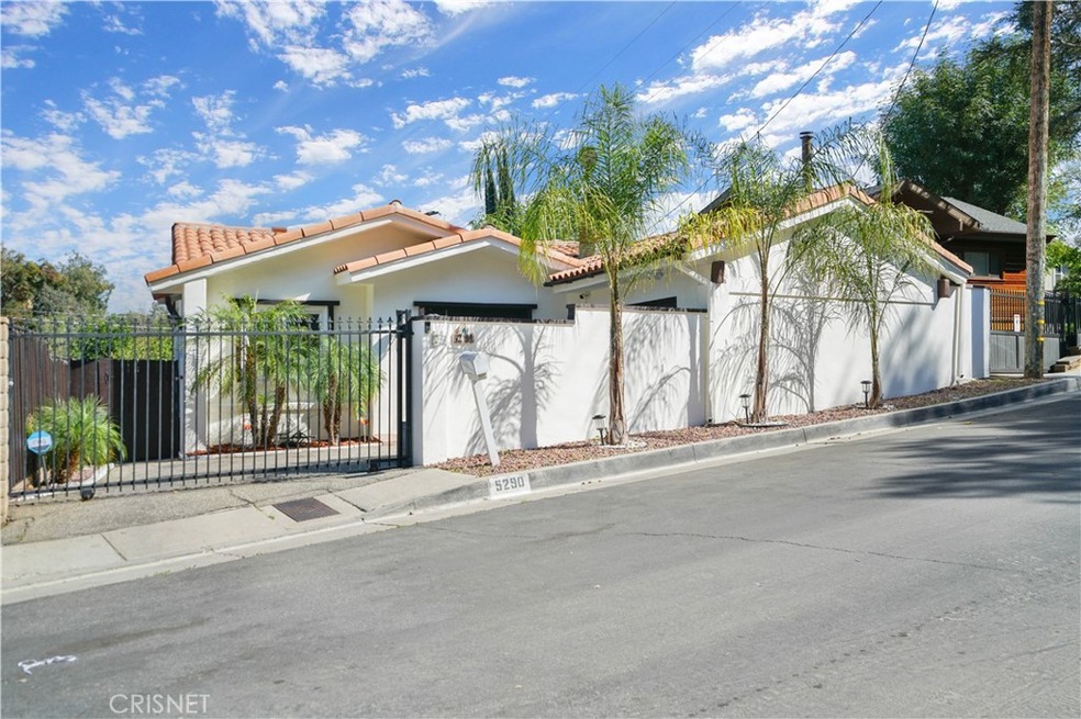 5290 Campo Rd, Woodland Hills, CA 91364 - photo 1