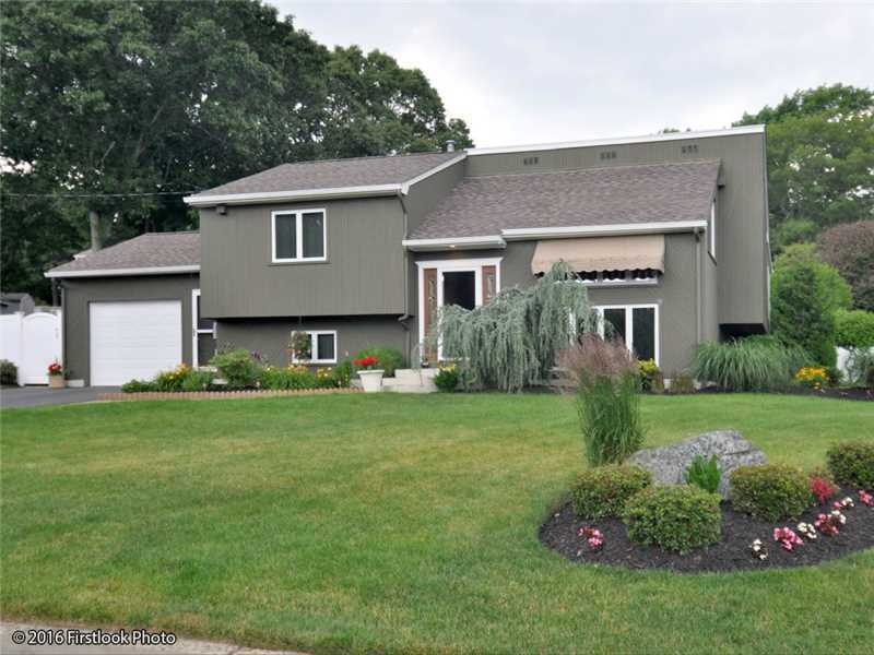 1 Pheasant Ct, Cranston, RI 02920 - photo 1