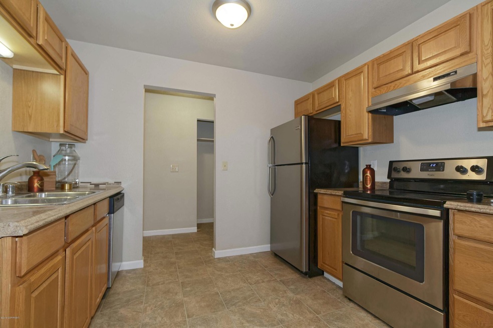 8018 E 16th Ave unit 3, Anchorage, AK 99504 - photo 1