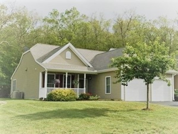 17 Andrews Dr, Uxbridge, MA 01569 - photo 1