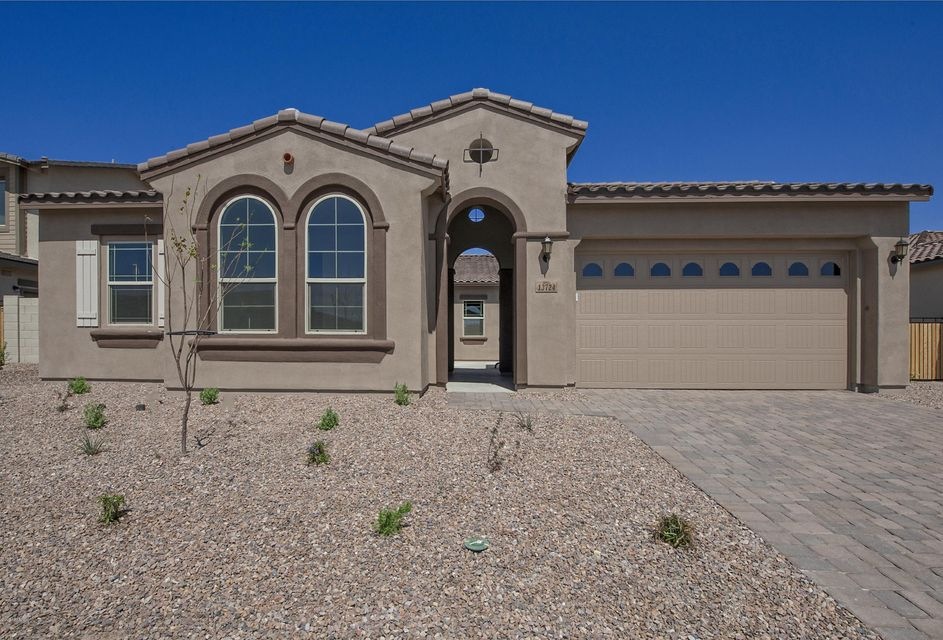 001_Great Curb Appeal