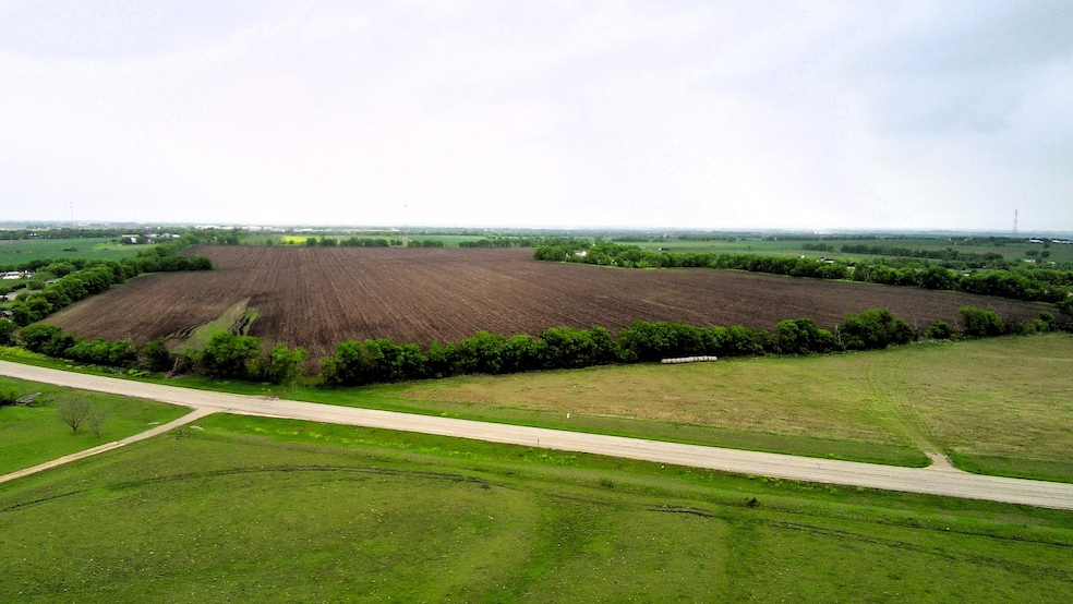 255 Route 7, Bruceville-Eddy, TX 76524 - photo 1