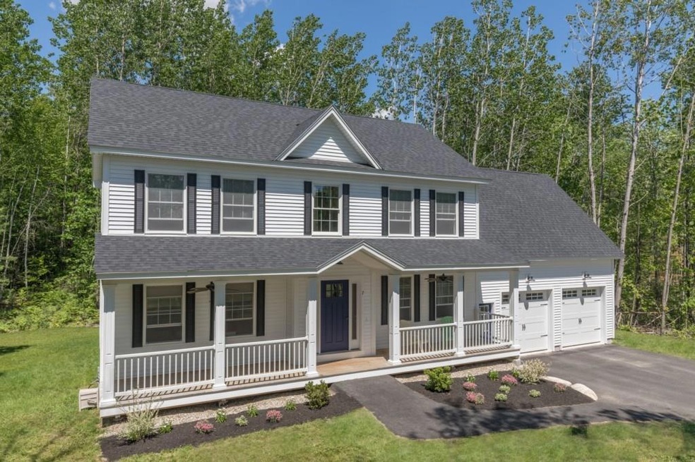 7 Bowdoin St, Yarmouth, ME 04096 - photo 1