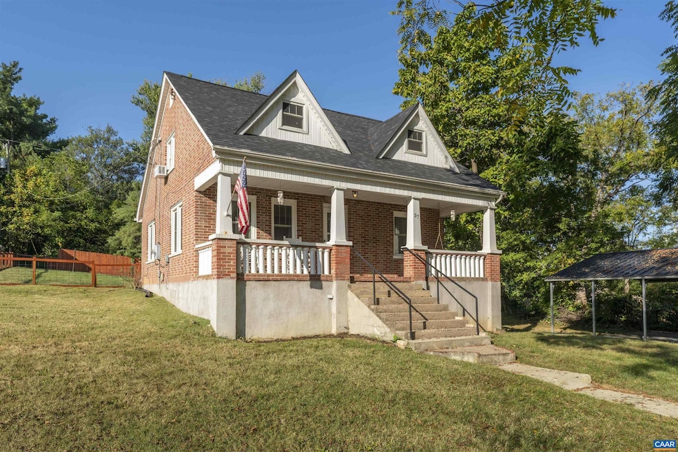 37 Peggys Ln, Fishersville, VA 22939 - photo 1