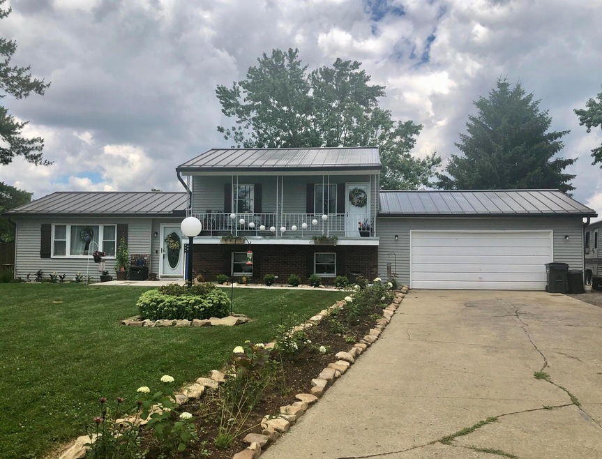 16705 Pontiac Place, Ashville, OH 43103 - photo 1