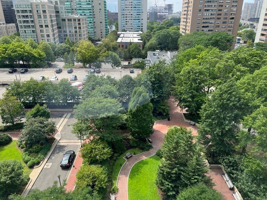 9 Hawthorne Place unit 10C, Boston, MA 02114 - photo 1