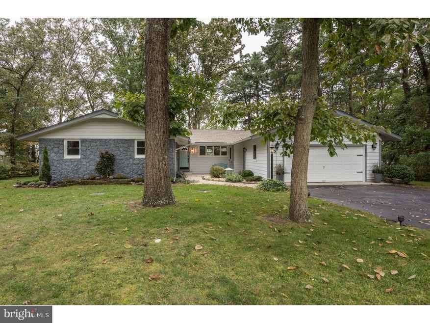 226 Lakeshore Dr, Marlton, NJ 08053 - photo 1